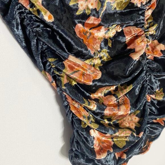 Free People Reina Off The Shoulder Romantic Crushed Velvet Top Blue/Pink- XS NWT - Picture 11 of 14